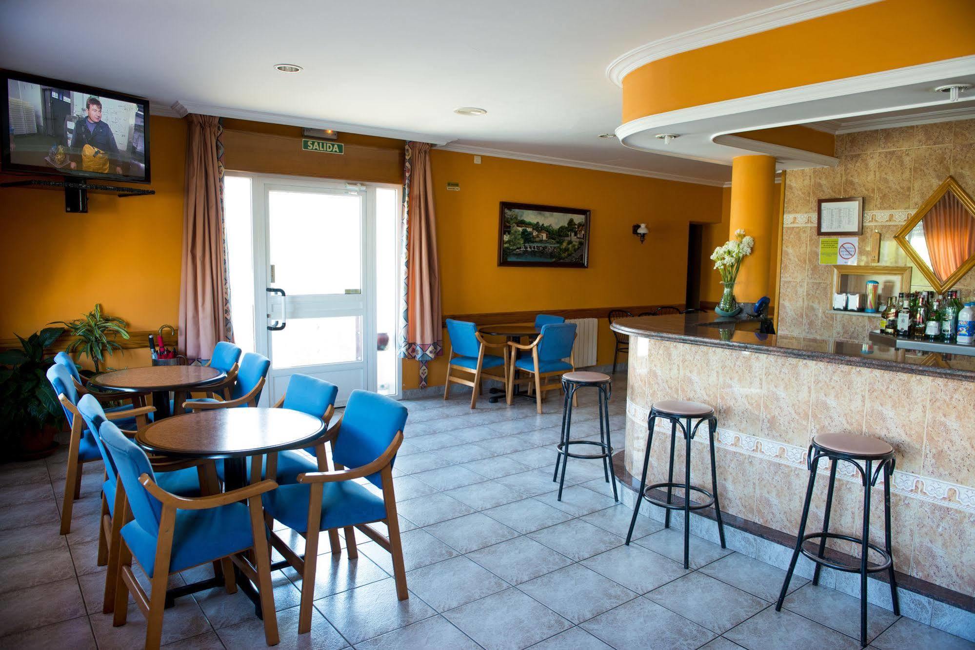 Alda Alpina Hotel Villanueva De Arosa Exterior photo